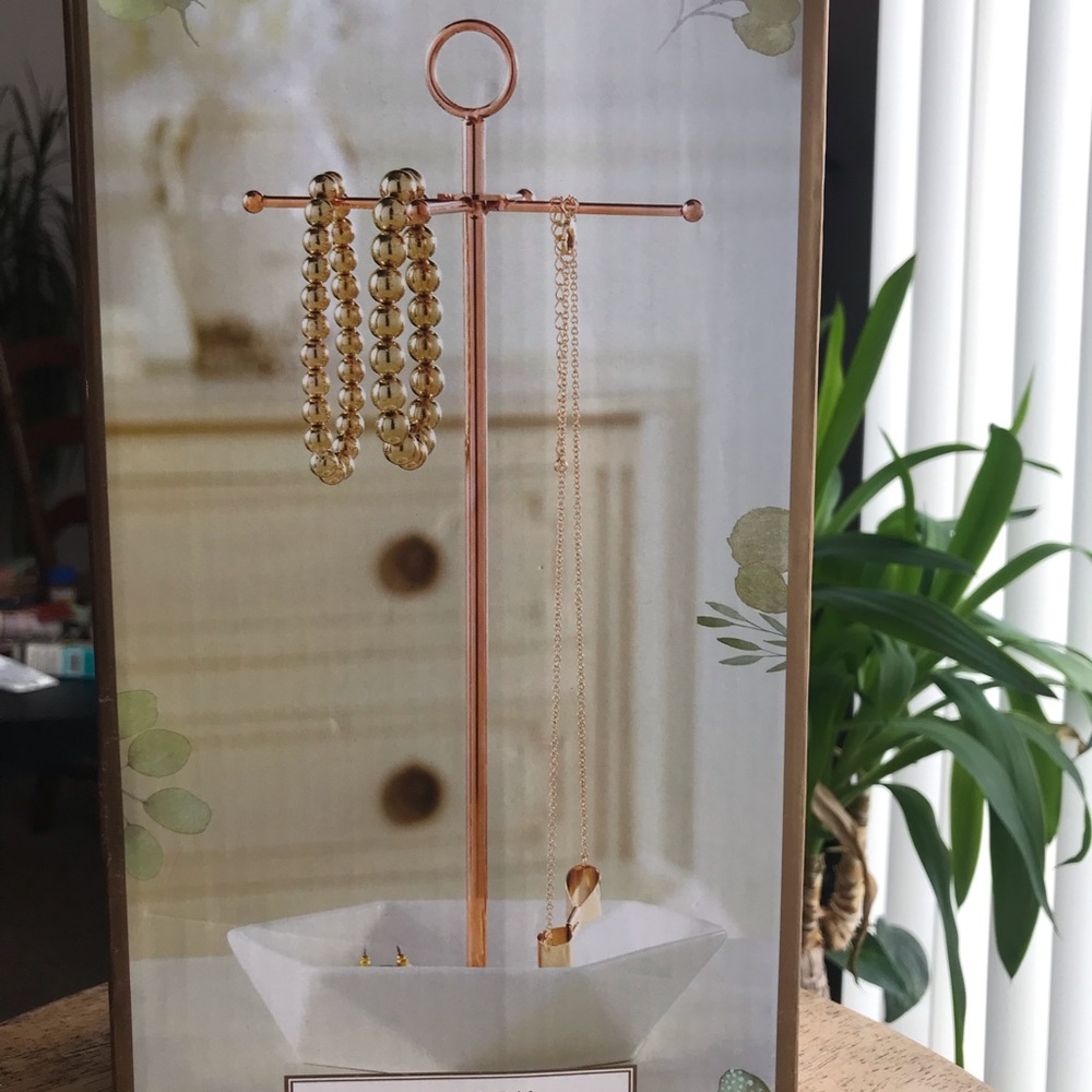 Jewelry Holder